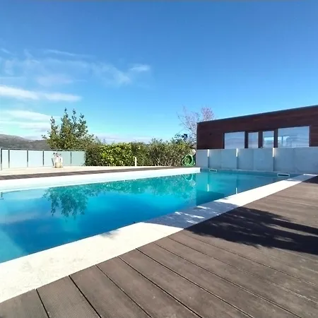 Casa De Santa Luzia 维拉·普拉亚·德·安科拉